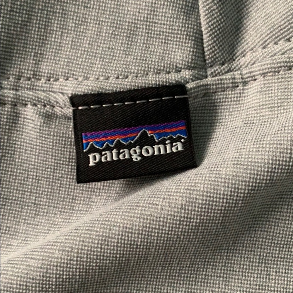 Patagonia midweight capilene baselayer large